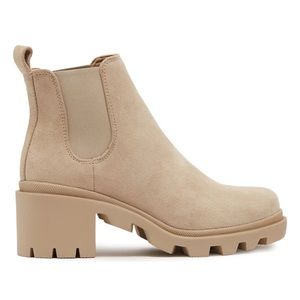 New Steve Madden hadlee lug sole boots